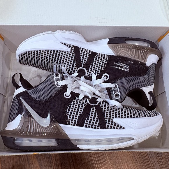 Nike Lebron Witness VII White Metallic Silver Black Mens‎ Size 10.5 Sneakers main image 15